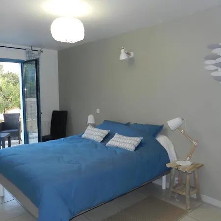 D'hotes Du Moulin 3* פריאק-דה-מר