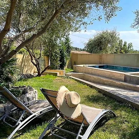 D'hotes Du Moulin Bed and breakfast 3*
