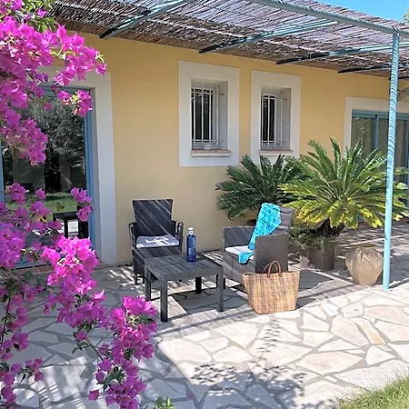 D'hotes Du Moulin Bed and breakfast 3*