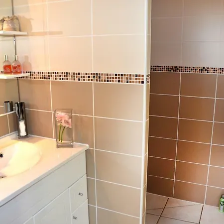 D'hotes Du Moulin לינה וארוחת בוקר 3*